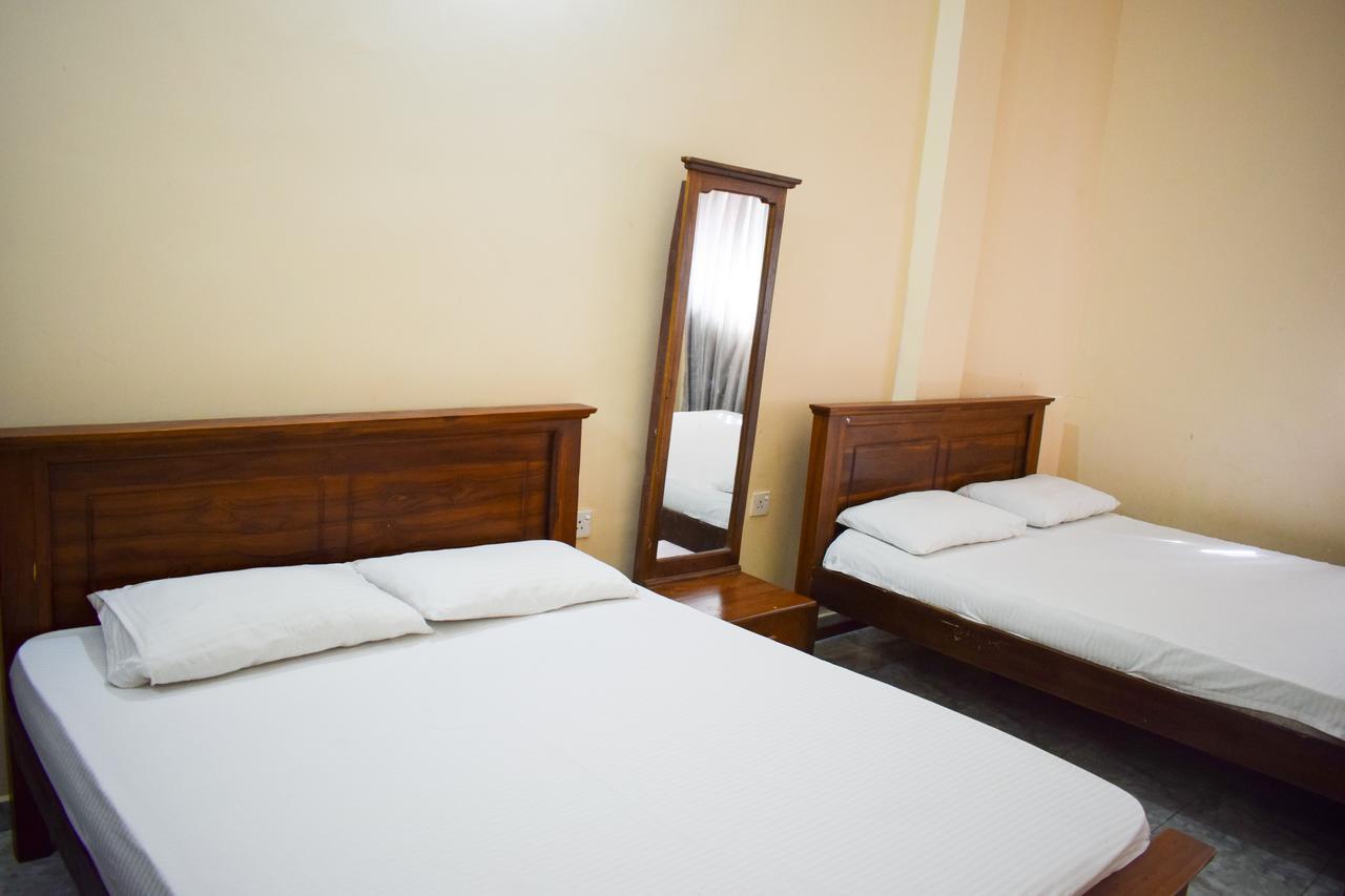 Yoho Adhikarana Mawatha Hotel Colombo Luaran gambar
