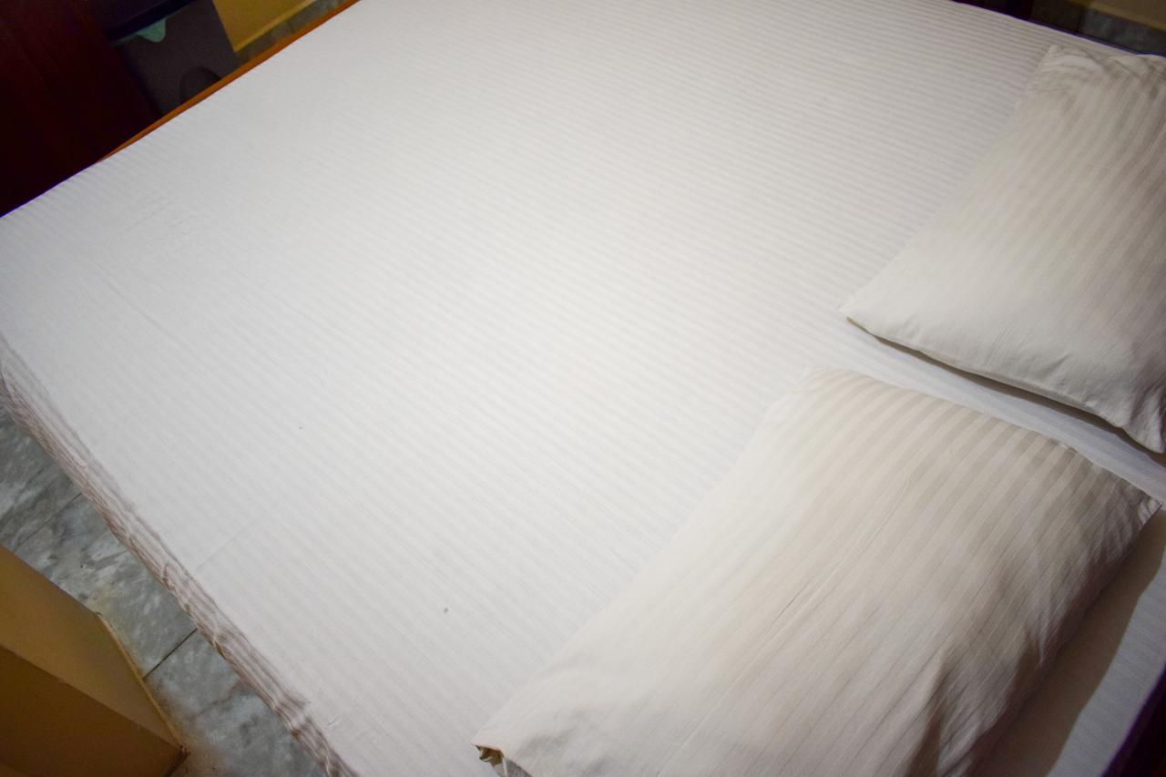 Yoho Adhikarana Mawatha Hotel Colombo Luaran gambar