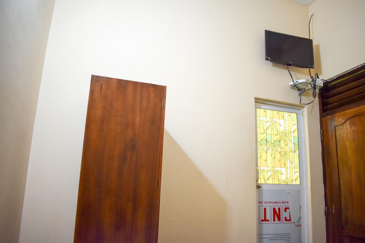 Yoho Adhikarana Mawatha Hotel Colombo Luaran gambar