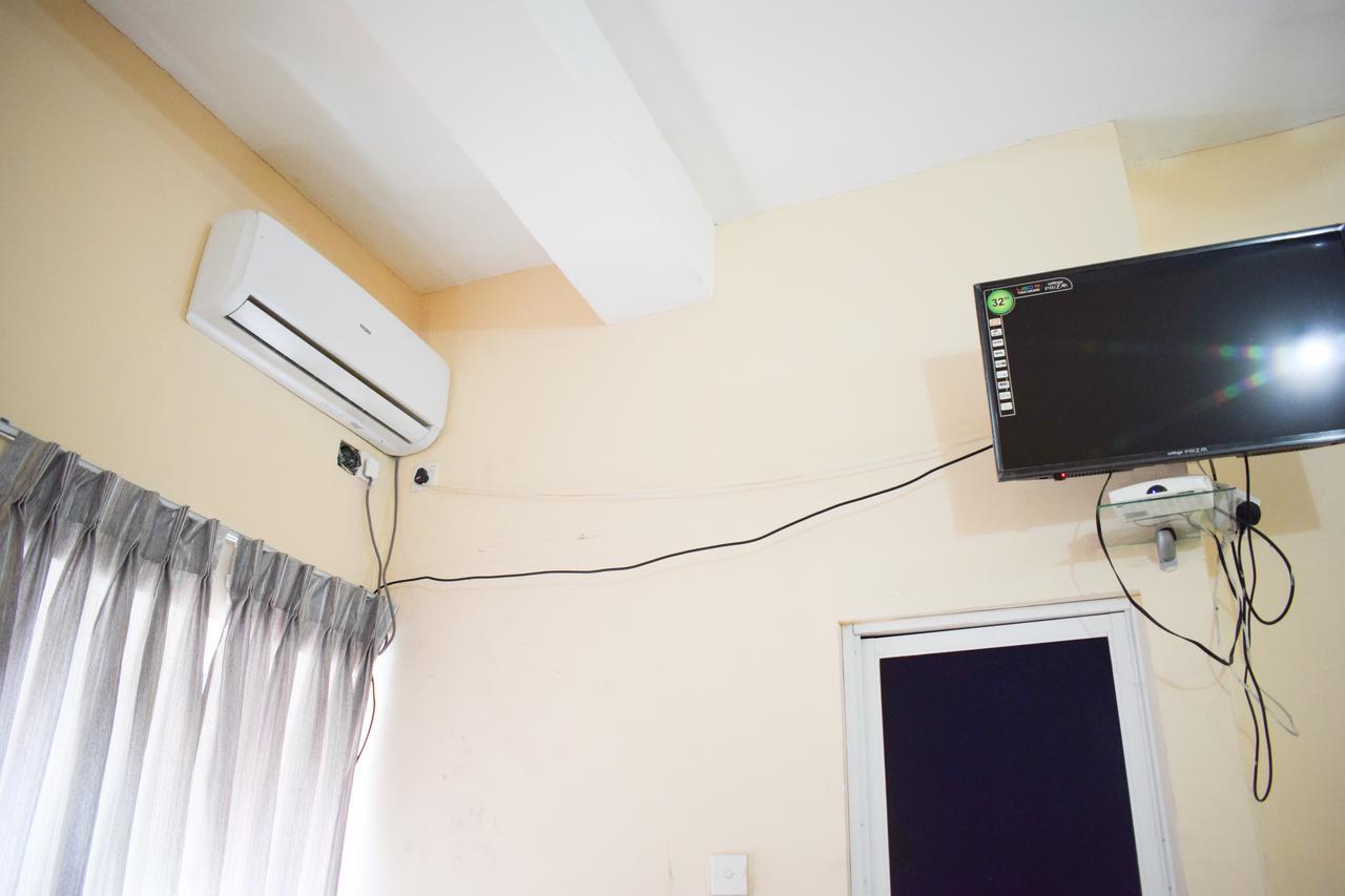 Yoho Adhikarana Mawatha Hotel Colombo Luaran gambar
